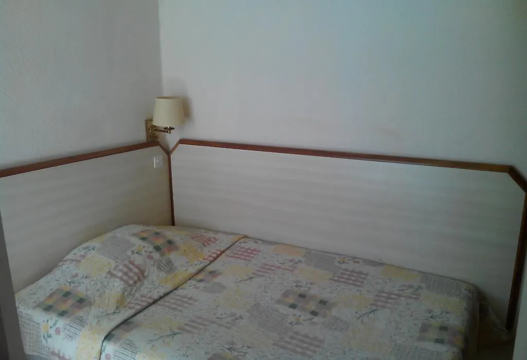 Hotel Lamartine -Parking Dauphine-1